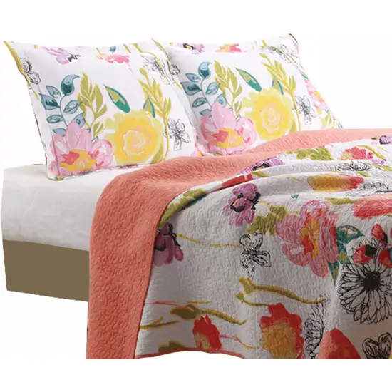 3 Piece Cotton King Size Quilt Set with Stencil Flower Print Photo 2