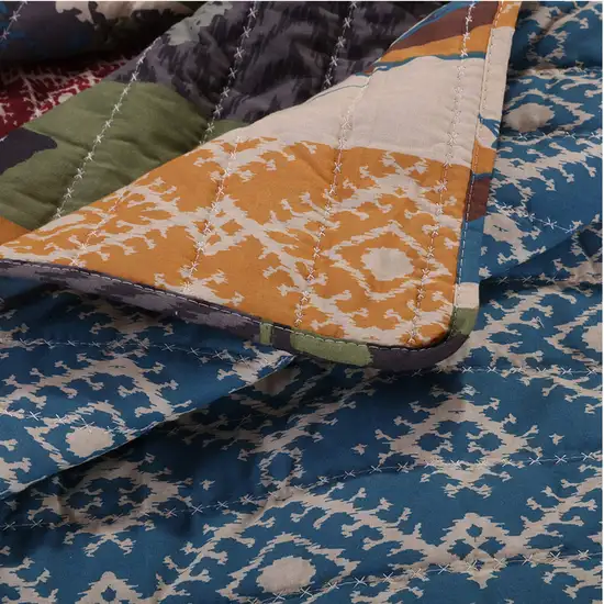 5 Piece King Size Quilt Set with Nature Inspired Print Photo 2