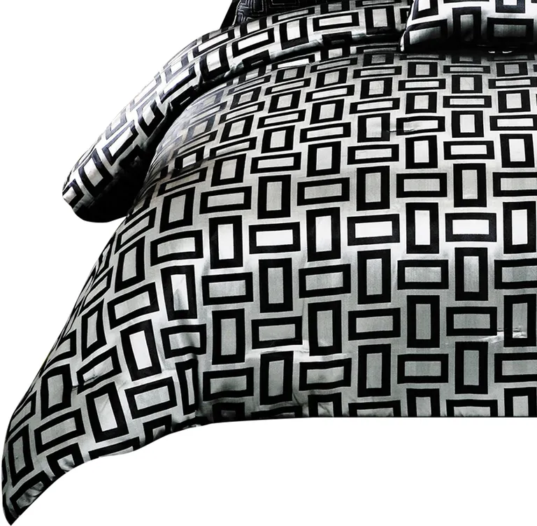 6 Piece Polyester King Comforter Set with Geometric Print Photo 2