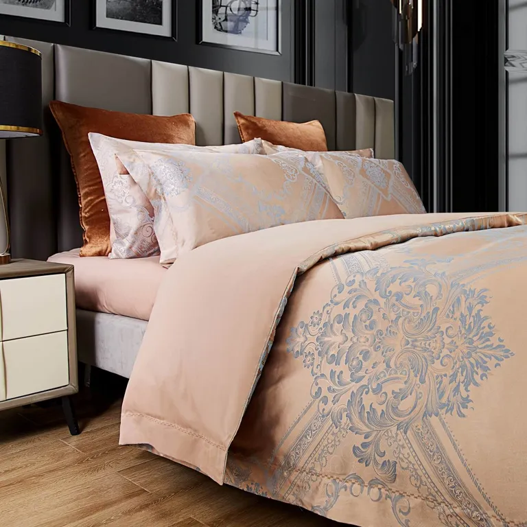 6 Piece Set Jacquard Size Bedding by Dolce Mela Photo 1