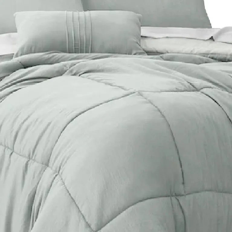 Alice 8 Piece Queen Comforter Set, Soft Light By The Urban Port Photo 5
