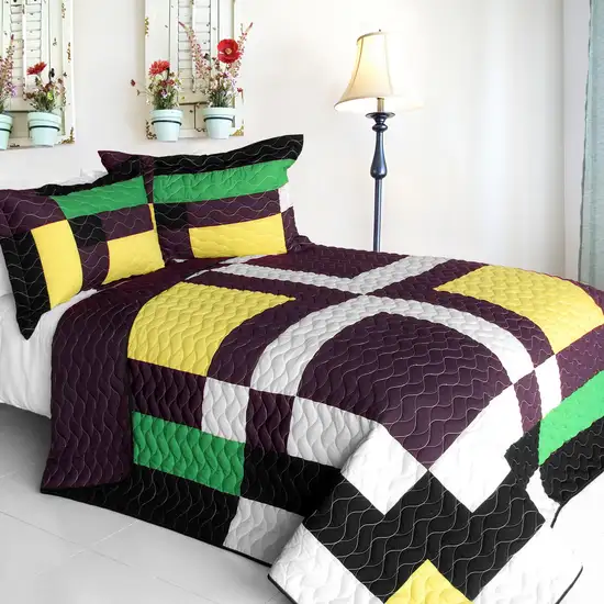 Alocasia - 3PC Vermicelli - Quilted Patchwork Quilt Set (Full/ Size) Photo 1