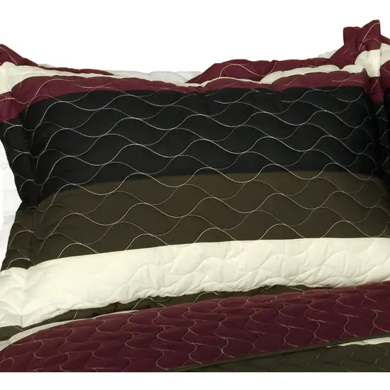 Angels Walk on Through -  3PC Vermicelli-Quilted Patchwork Quilt Set (Full/Queen Size) Photo 2