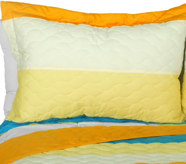 Beautiful As It Is - 3PC Vermicelli-Quilted Patchwork Quilt Set (Full/Queen Size) Photo 2