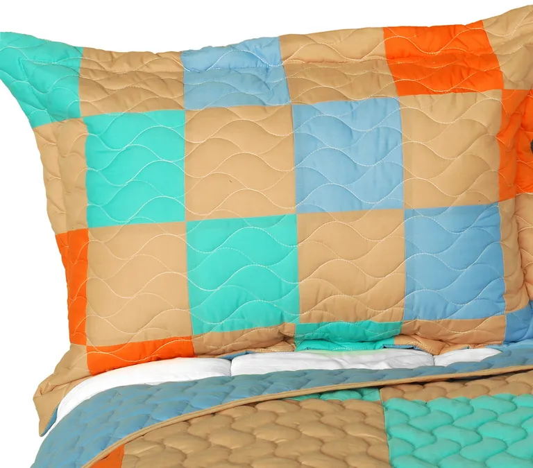 Blue World - 3PC Vermicelli-Quilted Patchwork Quilt Set (Full/Queen Size) Photo 2