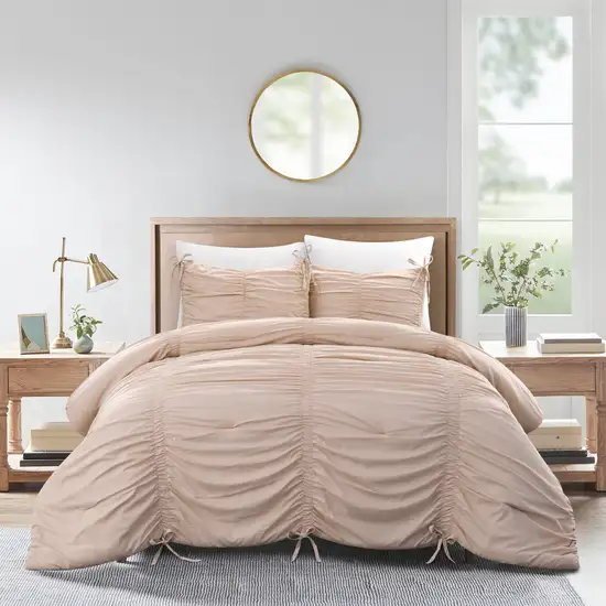 Blush Queen Polyester 180 Thread Count Washable Down Comforter Set Photo 4