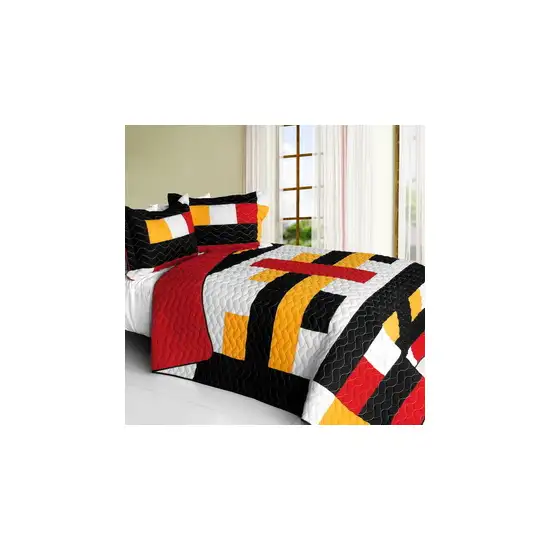 Bonfire Heart -  3PC Vermicelli - Quilted Patchwork Quilt Set (Full/Queen Size) Photo 2