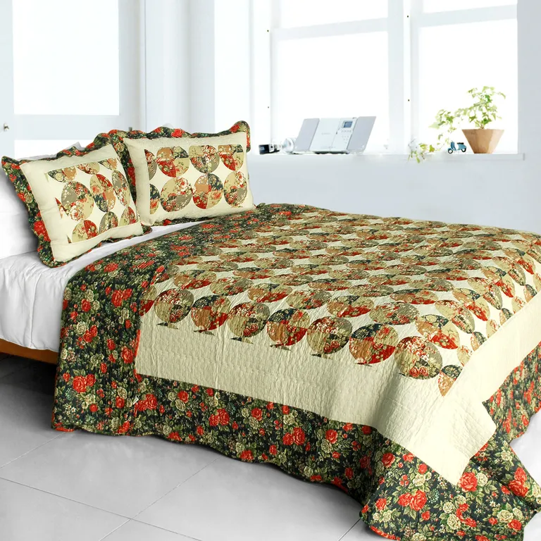 Bridge To Terabithia - Cotton 3PC Vermicelli-Quilted Floral Patchwork Quilt Set (Full/Queen Size) Photo 1