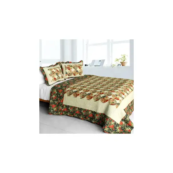 Bridge To Terabithia -  Cotton 3PC Vermicelli-Quilted Floral Patchwork Quilt Set (Full/Queen Size) Photo 2