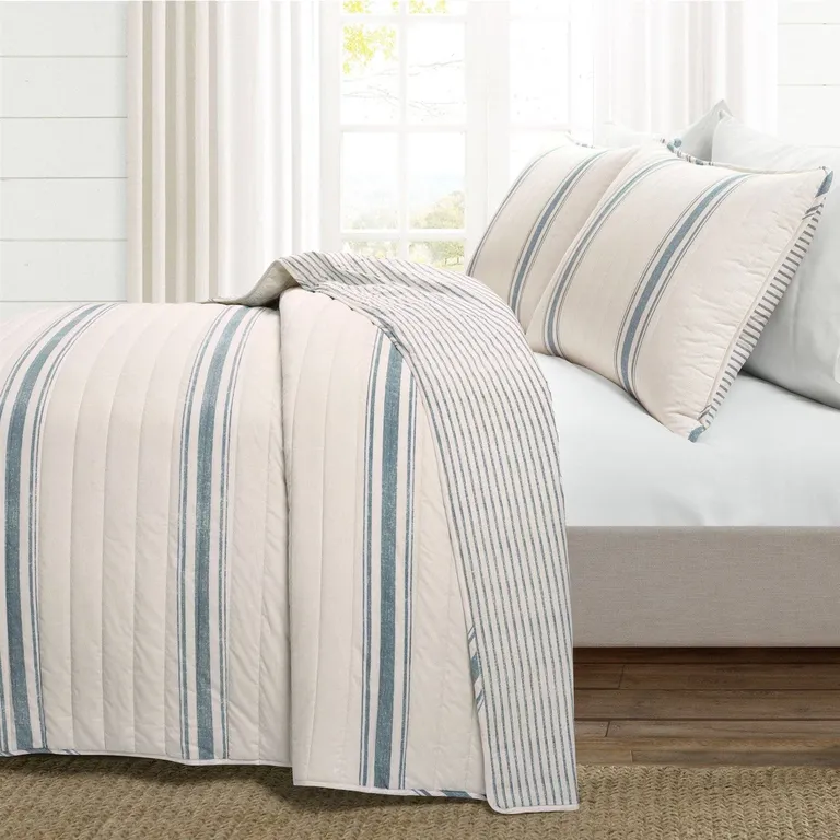 California King Blue White 3 Piece Stripe Reversible Cotton Quilt Set Photo 2