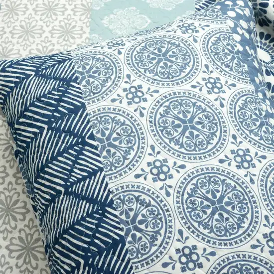 California King Lightweight 3 Piece Reversible Botanical Blue Damask Quilt Set Photo 4