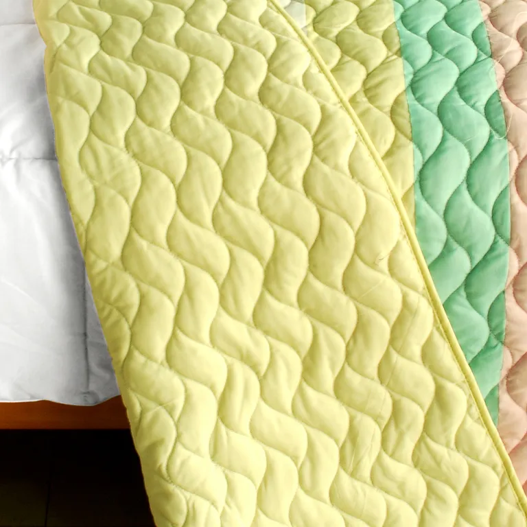 Chic Cookie - 3PC Vermicelli-Quilted Patchwork Quilt Set (Full/Queen Size) Photo 3