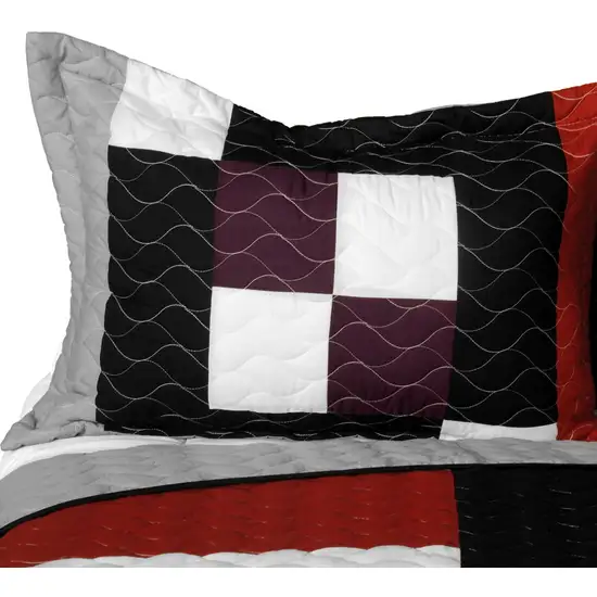 Classical Sentiment -  3PC Vermicelli - Quilted Patchwork Quilt Set (Full/Queen Size) Photo 3