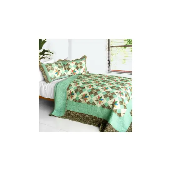 Deep in My Heart -  3PC Cotton Contained Vermicelli-Quilted Patchwork Quilt Set (Full/Queen Size) Photo 1