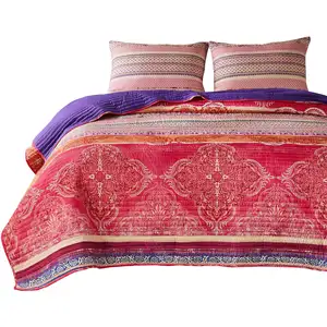 Photo of Dora 3 Piece Bohemian King Quilt Set, Medallion, Paisley