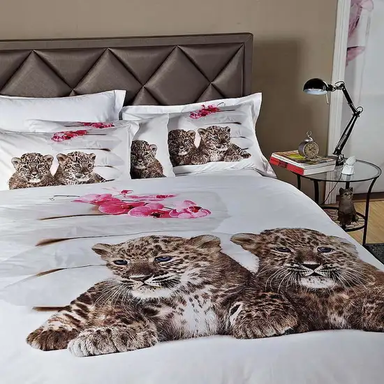 Queen Size Duvet Cover Sheets Set, Baby Leopards Photo 2