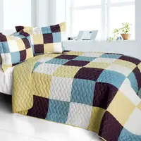 Photo of Elegant Wine - 3PC Vermicelli-Quilted Patchwork Quilt Set (Full/Queen Size)