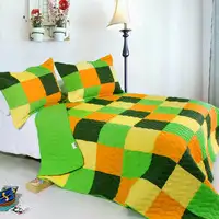 Photo of Energetic - 3PC Vermicelli-Quilted Patchwork Quilt Set (Full/Queen Size)