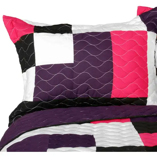 Enough -  3PC Vermicelli - Quilted Patchwork Quilt Set (Full/Queen Size) Photo 3