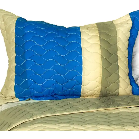 Eternal Love -  3PC Vermicelli-Quilted Patchwork Quilt Set (Full/Queen Size) Photo 2