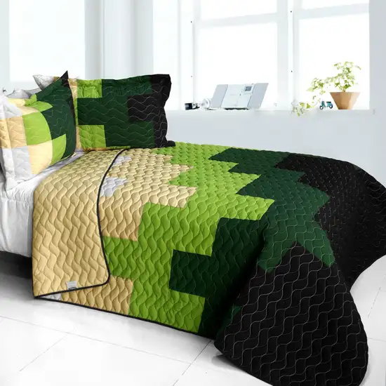 Evergreen Tree -  Brand New Vermicelli-Quilted Patchwork Quilt Set Full/Queen Photo 1