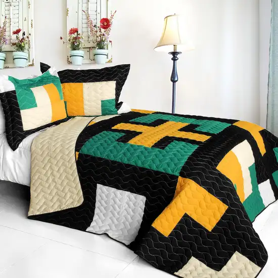 Faithful Pray -  3PC Vermicelli - Quilted Patchwork Quilt Set (Full/Queen Size) Photo 1