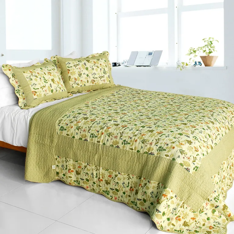 Fantasia Original - Cotton 3PC Vermicelli-Quilted Patchwork Quilt Set (Full/Queen Size) Photo 1