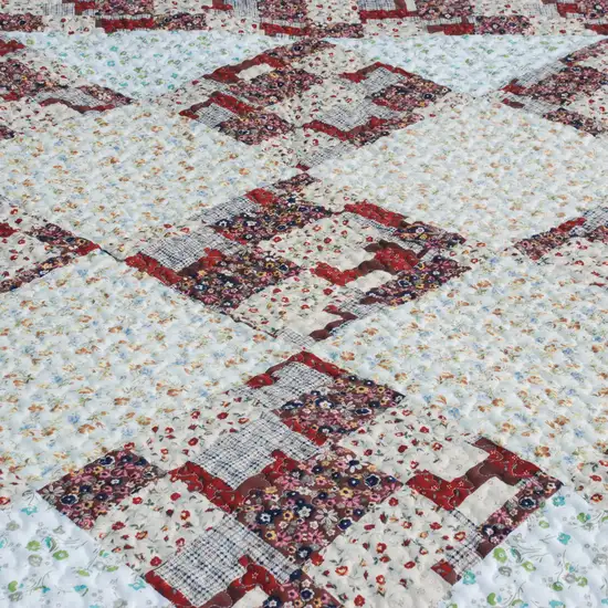 Fantasy Flowers -  100% Cotton 2PC Floral Vermicelli-Quilted Patchwork Quilt Set (Twin Size) Photo 3