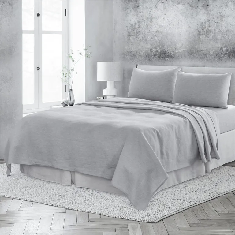 Four Piece Cloud Linen Sheet Set Photo 5