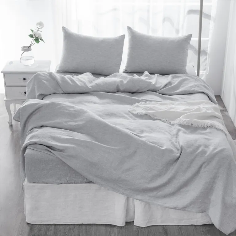 Four Piece Cloud Linen Sheet Set Photo 5