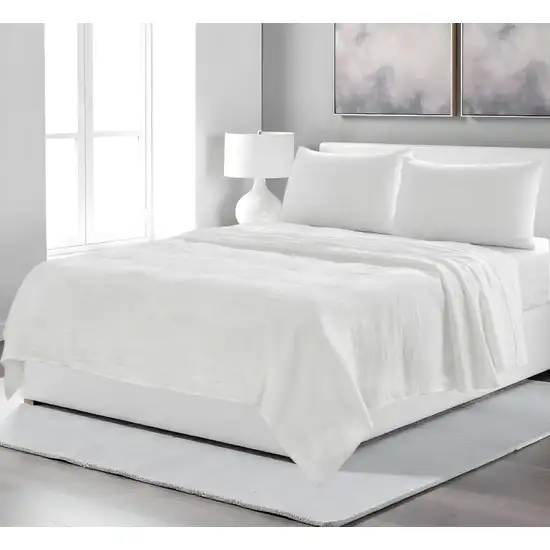 Four Piece Ivory Linen Sheet Set Photo 2