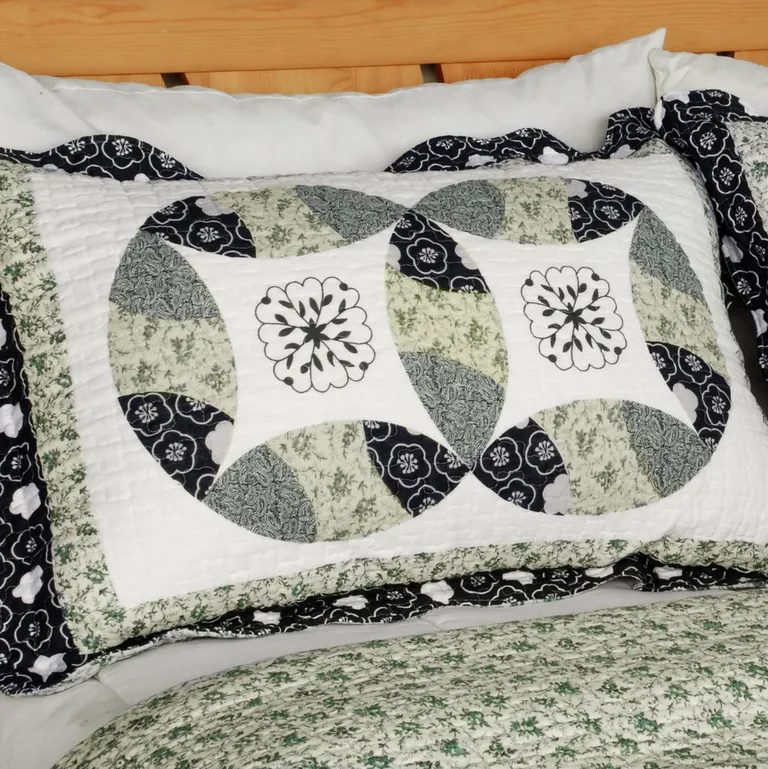 Francesca - Cotton 3PC Vermicelli-Quilted Patchwork Quilt Set (Full/Queen Size) Photo 2