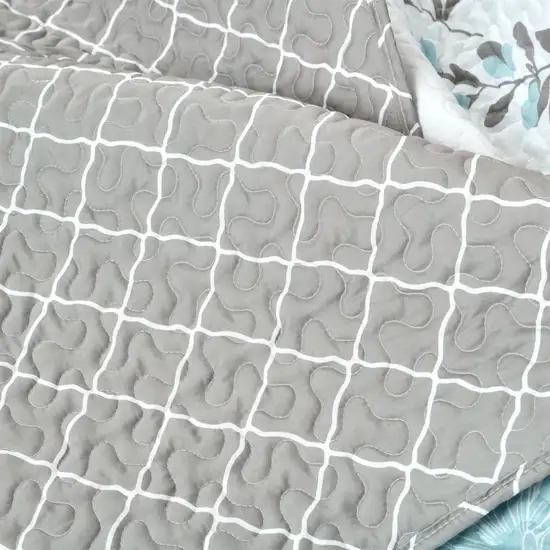 Full/Queen Blue Grey Floral Light/Thin Quilt Set Photo 3