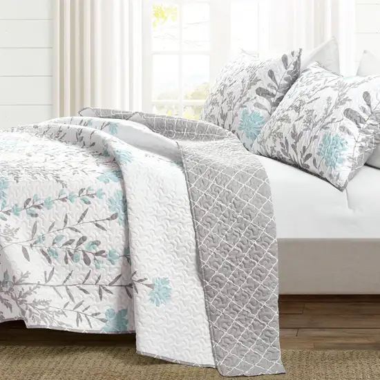 Full/Queen Blue Grey Floral Light/Thin Quilt Set Photo 2