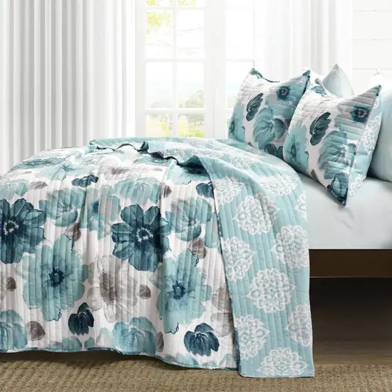 Full/Queen Blue Grey Flowers Lightweight Polyester Microfiber Quilt Set Photo 2