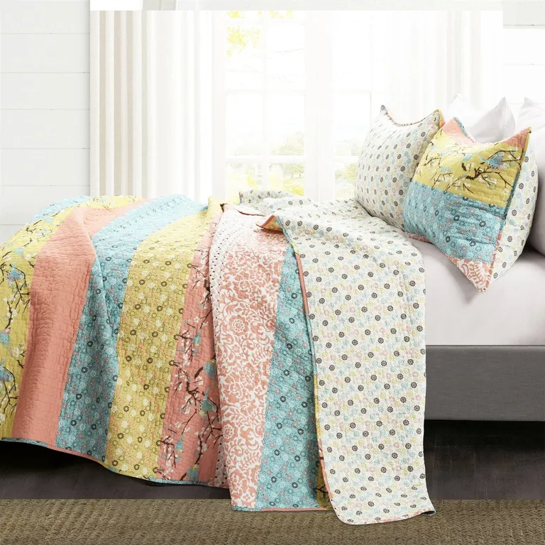 Full/Queen Blue Yellow Pink Boho Reversible Lightweight Quilt Set Photo 3