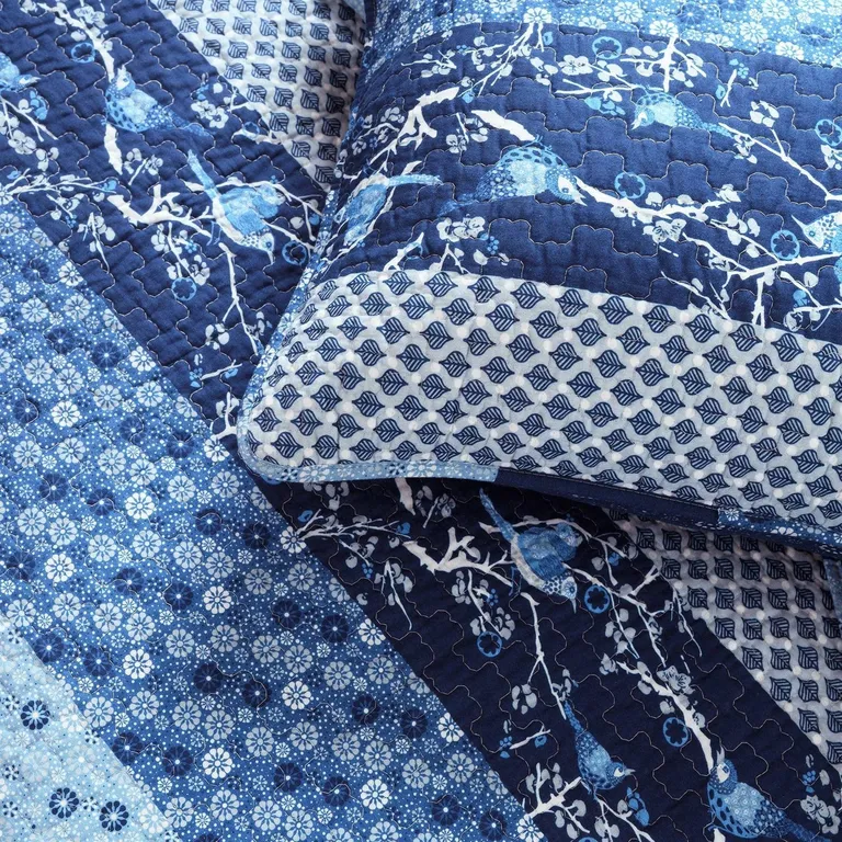 Full/Queen Blues Boho Reversible Lightweight Quilt Set Photo 3