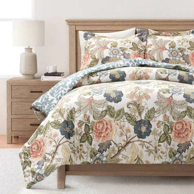 Full/Queen Floral Lightweight Reversible 3 PCS Comforter Set Photo 1