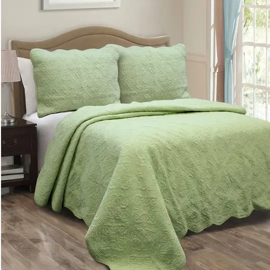 Full Queen Green Cotton Quilt Bedspread with Scalloped Borders Photo 2