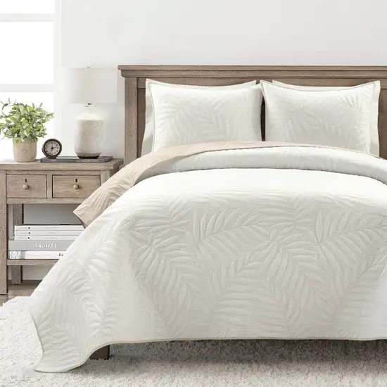 Full/Queen Lightweight Fern Leaf Reversible 3-PC White Beige Cotton Quilt Set Photo 2