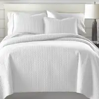 Photo of Full/Queen Lightweight White Ultra Soft 3-Piece Microfiber Quilt Set