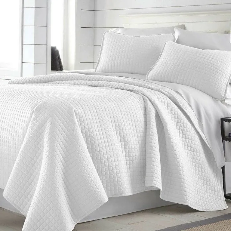 Full/Queen Lightweight White Ultra Soft 3-Piece Microfiber Quilt Set Photo 3