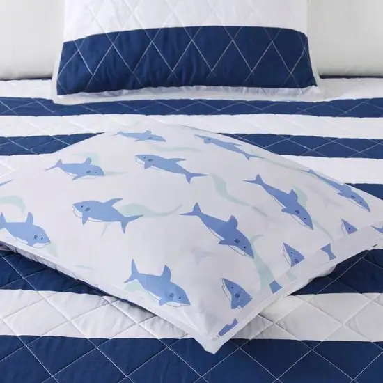 Full/Queen 3 Piece Coastal Reversible Navy Blue White Sharks Cotton Quilt Set Photo 3