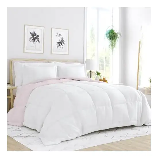 Full/Queen 3-Piece Microfiber Reversible Comforter Set in Blush Pink and White Photo 2