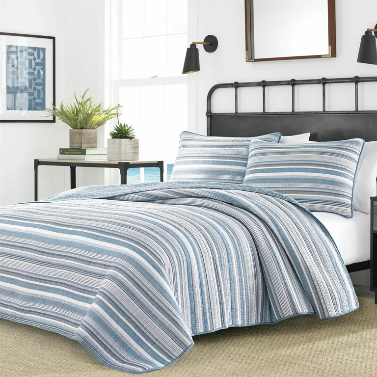 Full/Queen 3 Piece Nautical Anchor Blues 100-Percent Cotton Reversible Quilt Set Photo 1