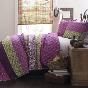 Photo of Full/Queen Purple Boho Reversible Lightweight Quilt Set