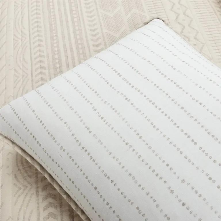 Full/Queen Scandinavian Chevron Beige Tan Reversible Cotton Quilt Set Photo 4