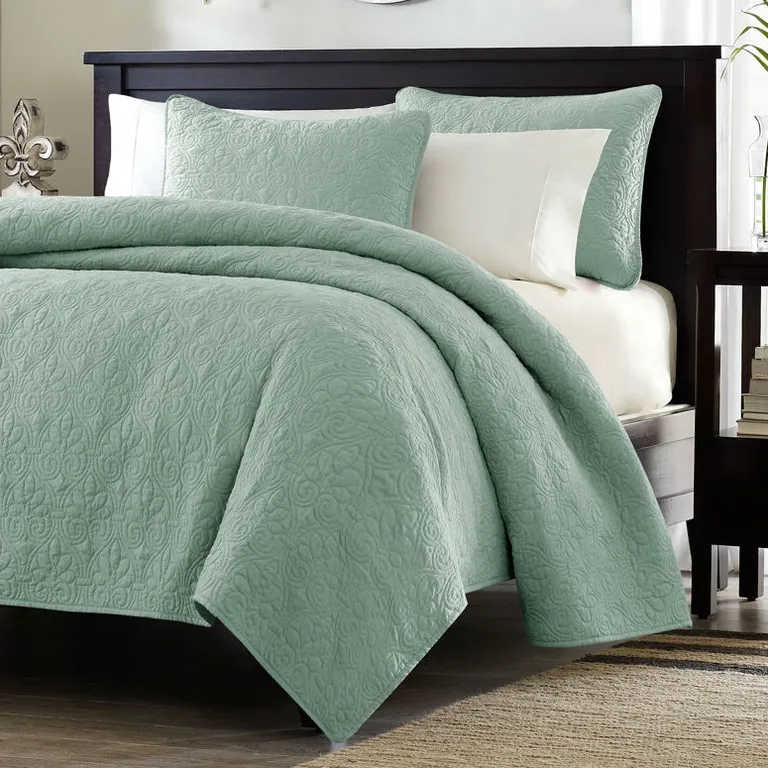 Full / Queen Seafoam Blue Green Quilted Coverlet Quilt Set with 2 Shams Photo 1