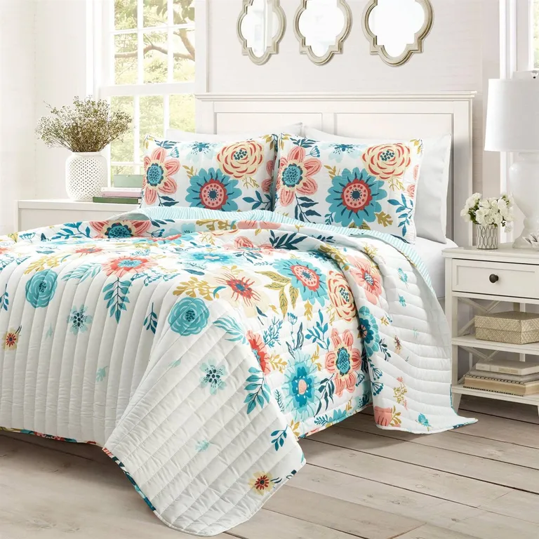 Full/Queen Size 3 PCS Lightweight Reversible Flowers 100% Polyester Quilt Set Photo 1