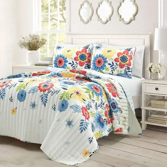 Full/Queen Size 3 PCS Lightweight Reversible Navy Flowers Polyester Quilt Set Photo 1